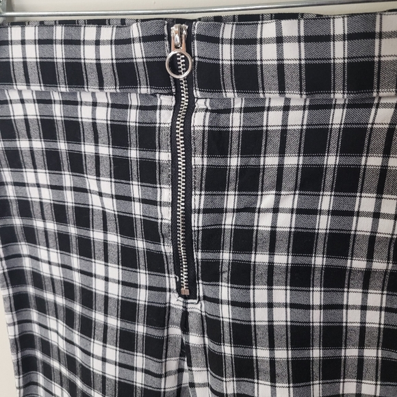 Plaid Pants - Picture 5 of 7